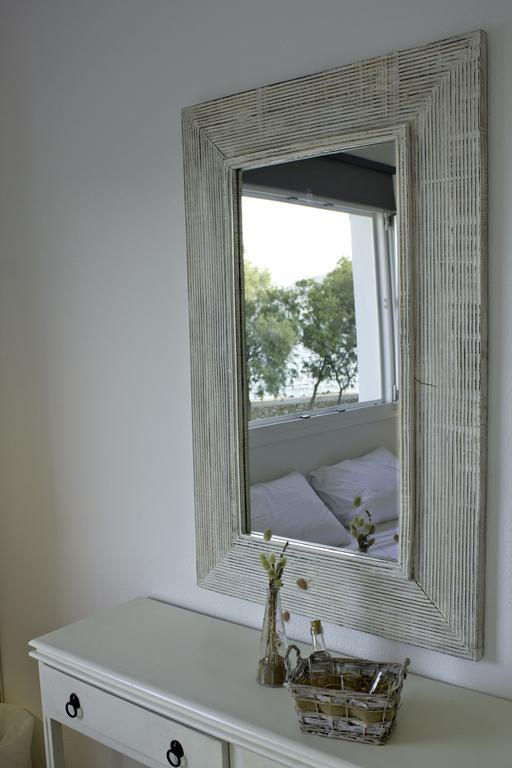 Almira Suites - Seafront - Naousa  Bagian luar foto