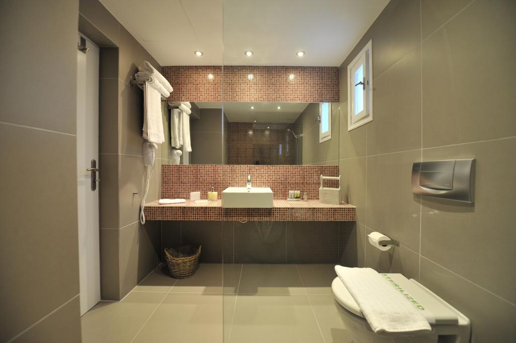 Almira Suites - Seafront - Naousa  Bagian luar foto
